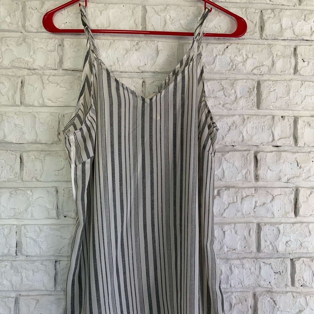 Lightweight tank top